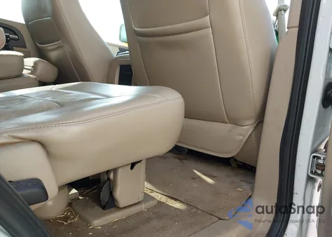 2004 Ford Expedition Eddie Bauer z USA, uszkodzony, nr VIN 1FMFU17LX4LB85131